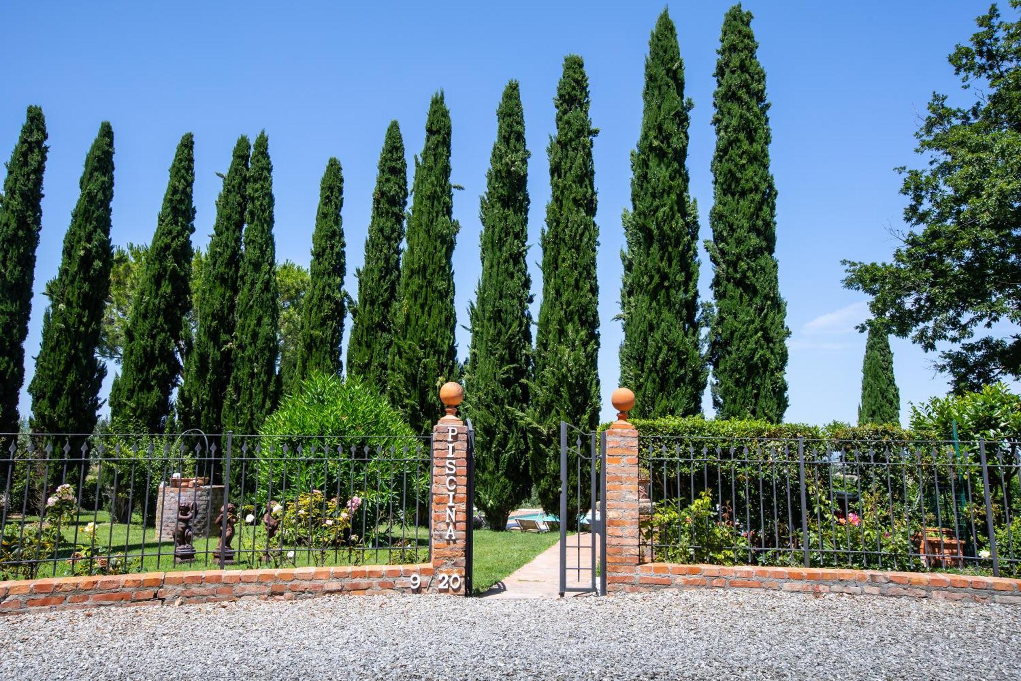 Agriturismo Palazzo Val Del Sasso Villastrada  Экстерьер фото